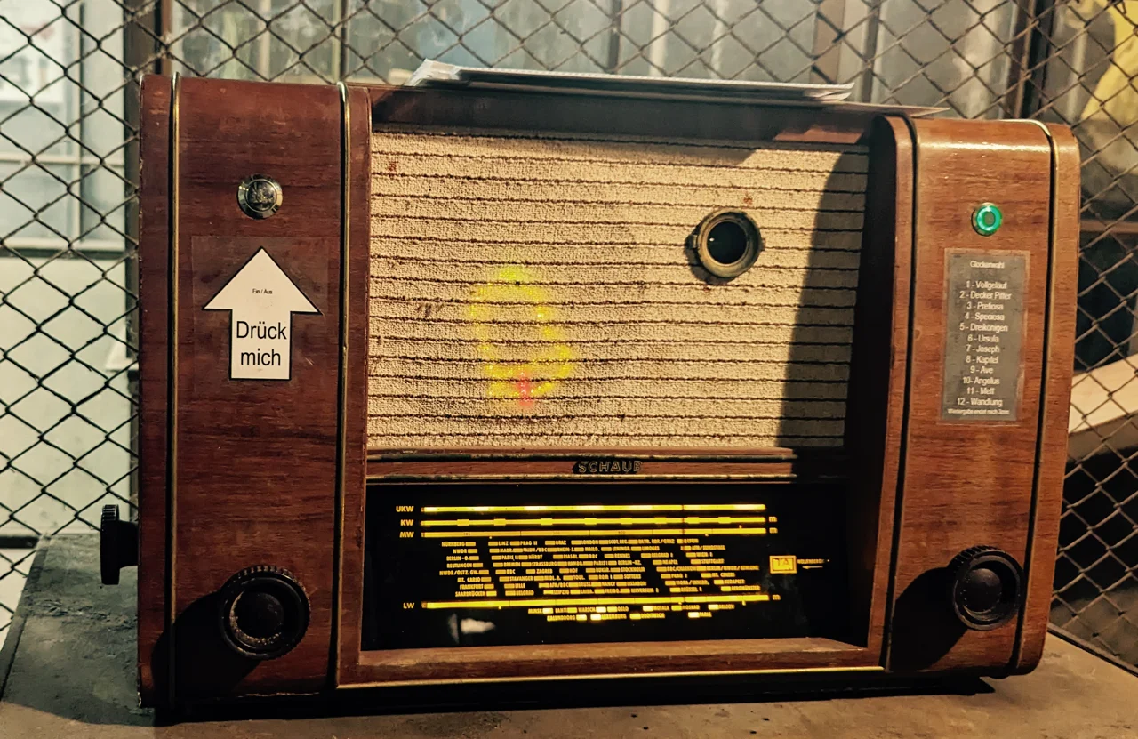 Foto eines alten Radios